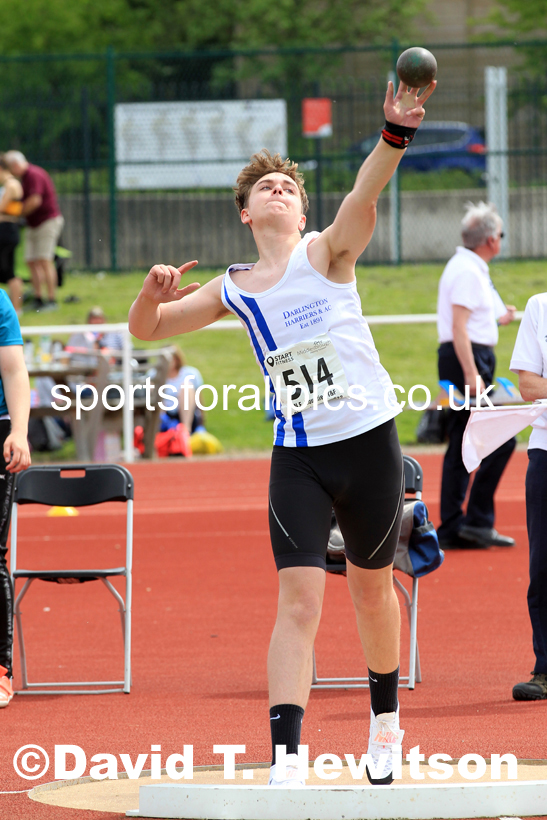 Men and Boys shot putt, 2022 North Eastern Track and Field Champs., Middlesbrough. David T. Hewitson/Sports for All Pics